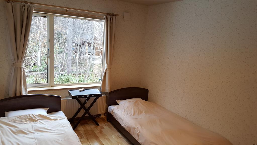 Ituka Furano E Guest House Exterior photo